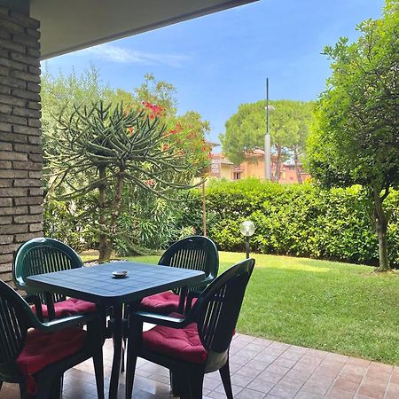 Jolly Apartments Сирмионе Екстериор снимка