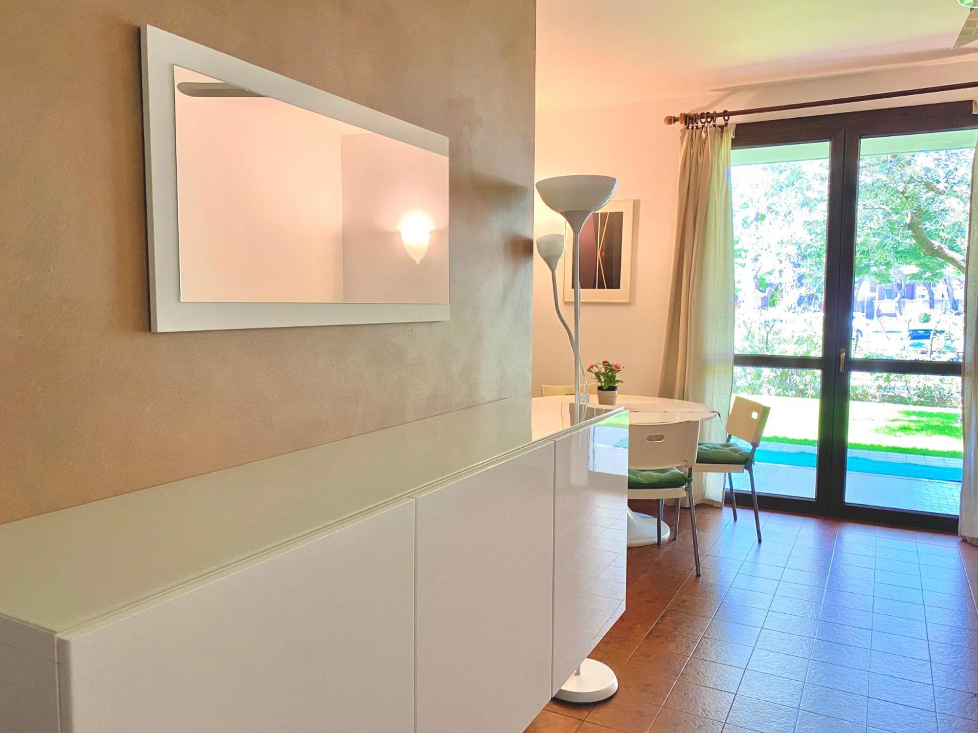 Jolly Apartments Сирмионе Екстериор снимка